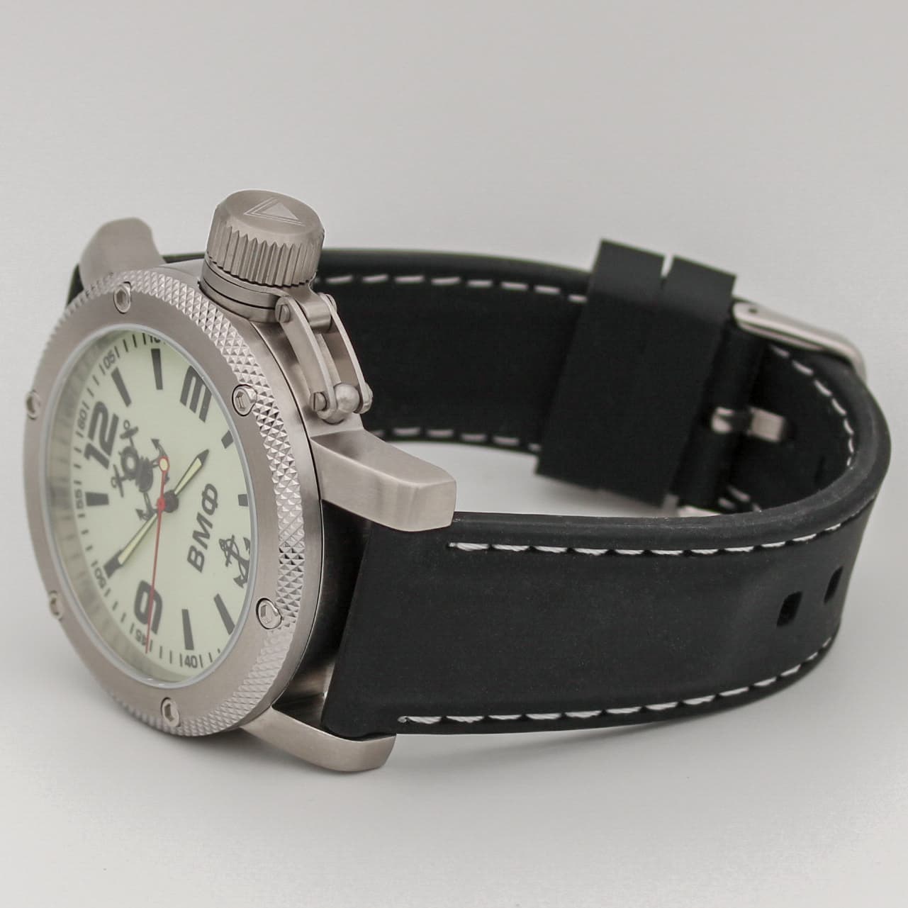 Часы ВМФ(с якорем) механизм Восток 2415.01