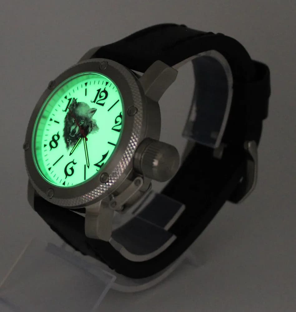 Часы Волк 305,01 механические, механизм Ракета 2609НА