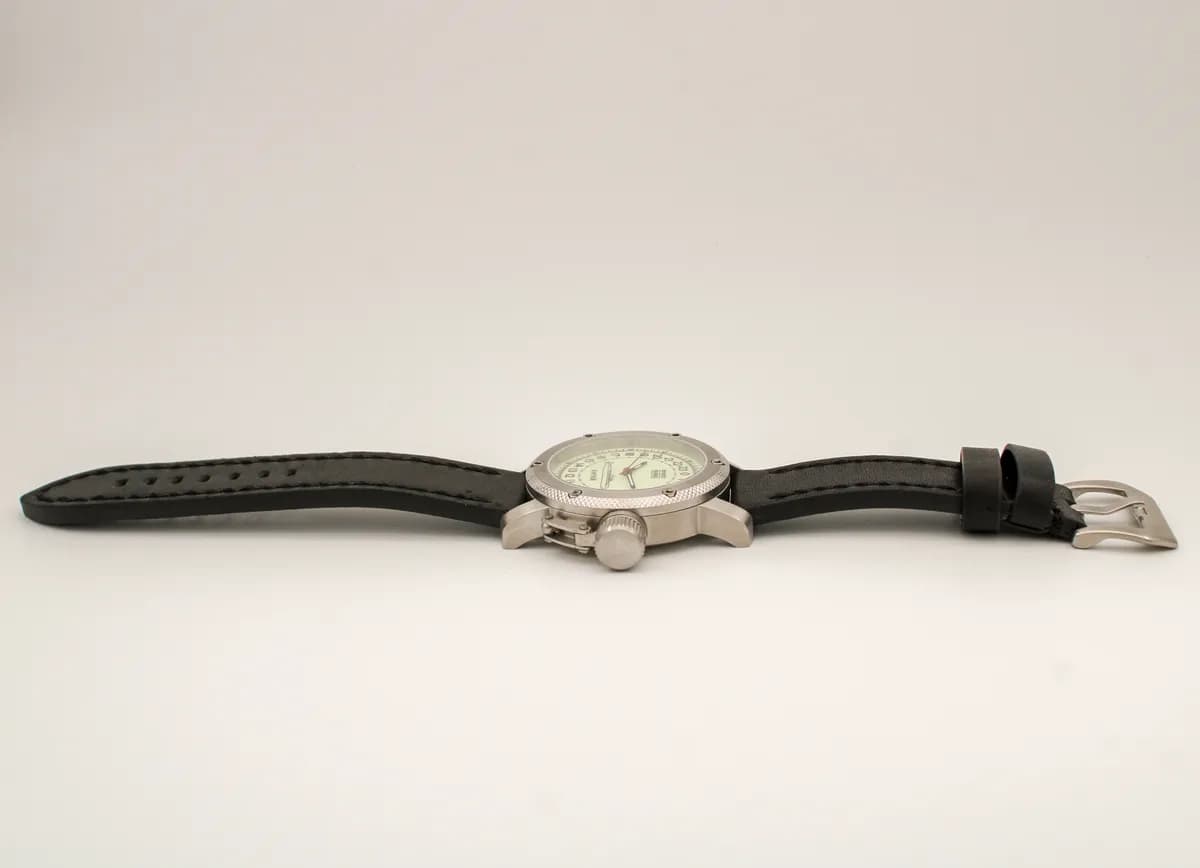 Часы наручные  949А / Антей (Oscar-II) механические 046.01,  механизм Ракета 2623 Н