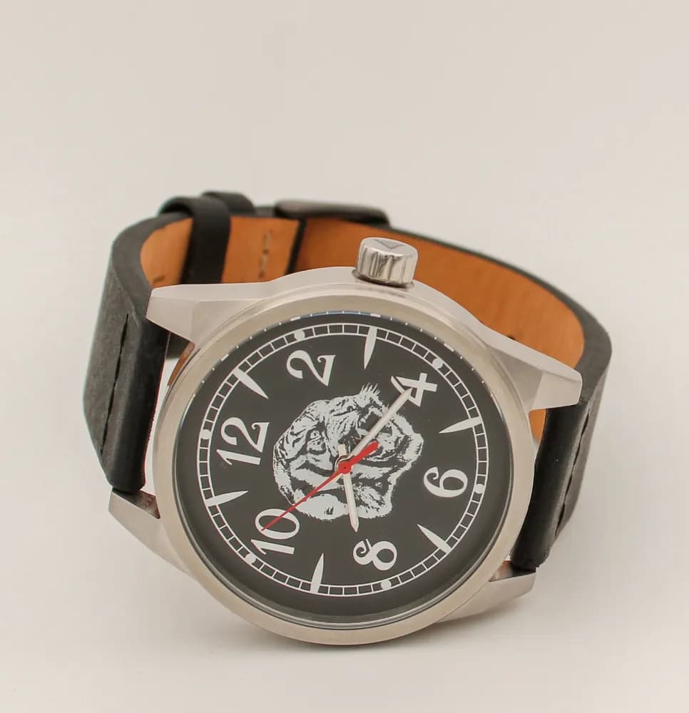 Часы наручные Тигр 21.310.01 механические,  механизм Ракета 2609