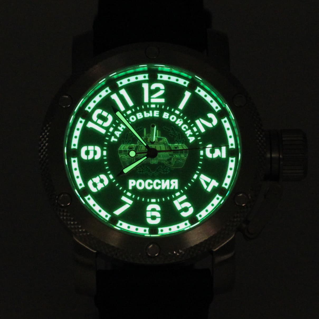 Часы Танковые войска РОССИЯ, механизм Восток 2415.01