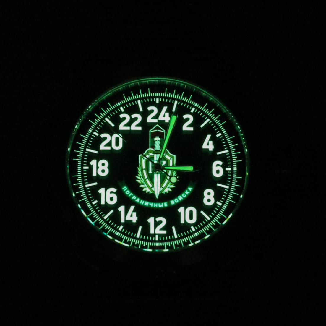 Часы Пограничные войска, механизм Восток 2431.01