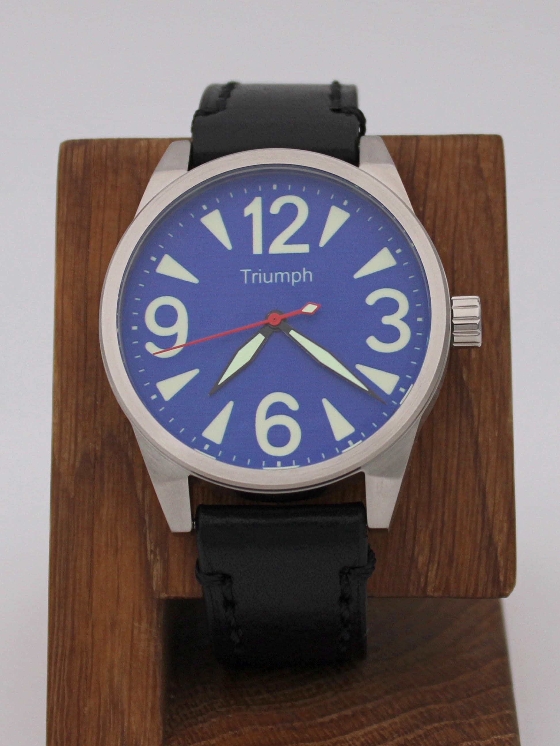 Часы Triumph механические (Ракета 2609) 21.290.01