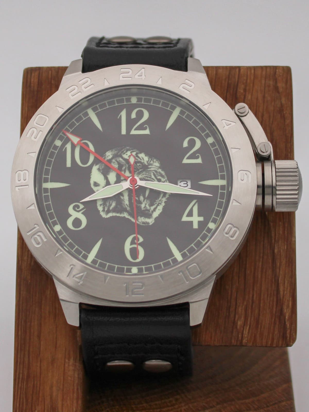 Часы Тигр механические с автоподзаводом (Seiko NH34A) 52.310.01