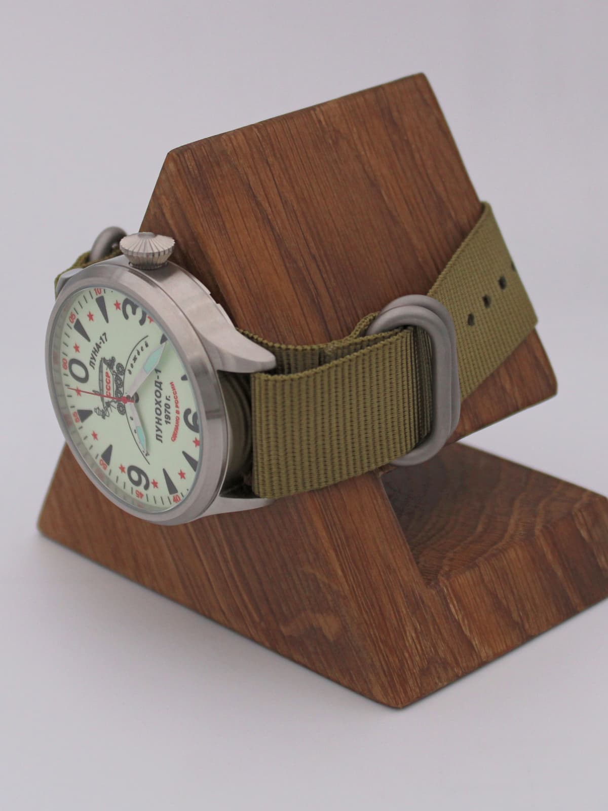 Часы "Луноход-1" механические (Восток 2409) 11.401.21