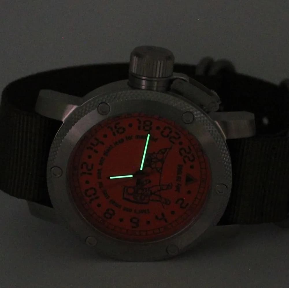 Часы Высадка на Луне механические 127.12 механизм Ракета 2623