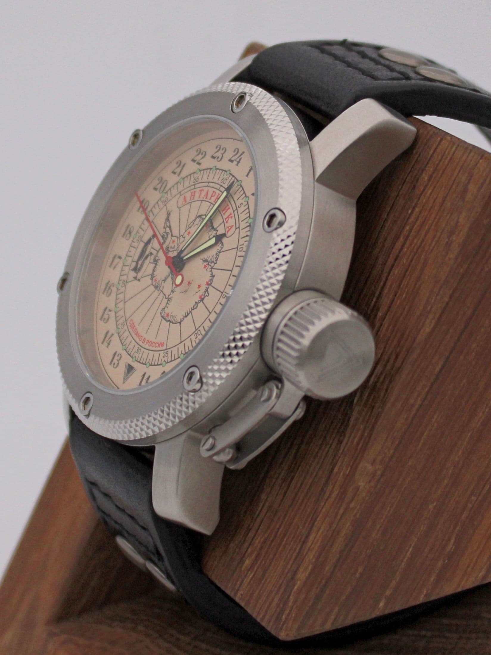 Часы Полярные / Антарктика механические с автоподзаводом (Восток 2431) 01.137.01