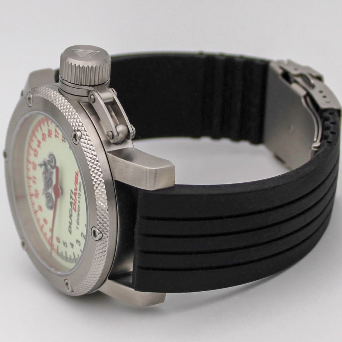 Часы DUCATI DIAVEL (мотоцикл) механизм Восток 2431.01