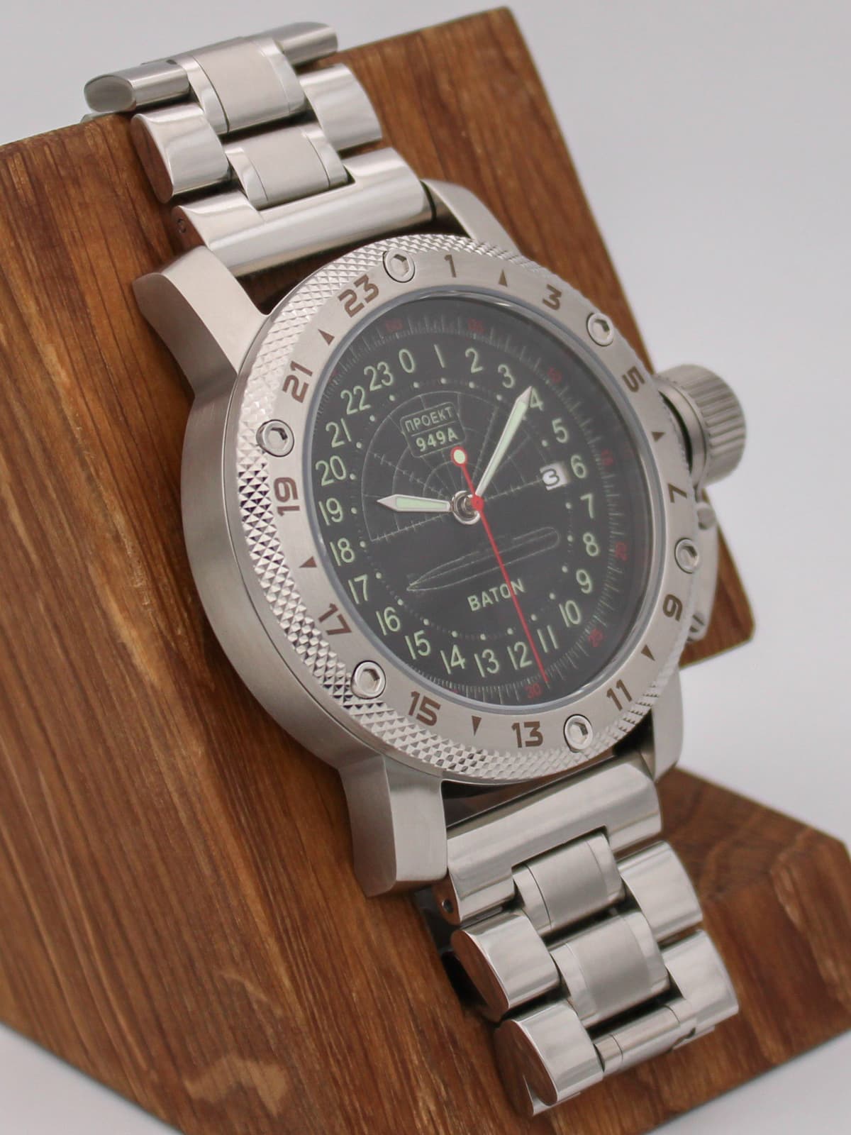 Часы 949А / Baton кварцевые (Ronda 515.24H) Q47.047.2