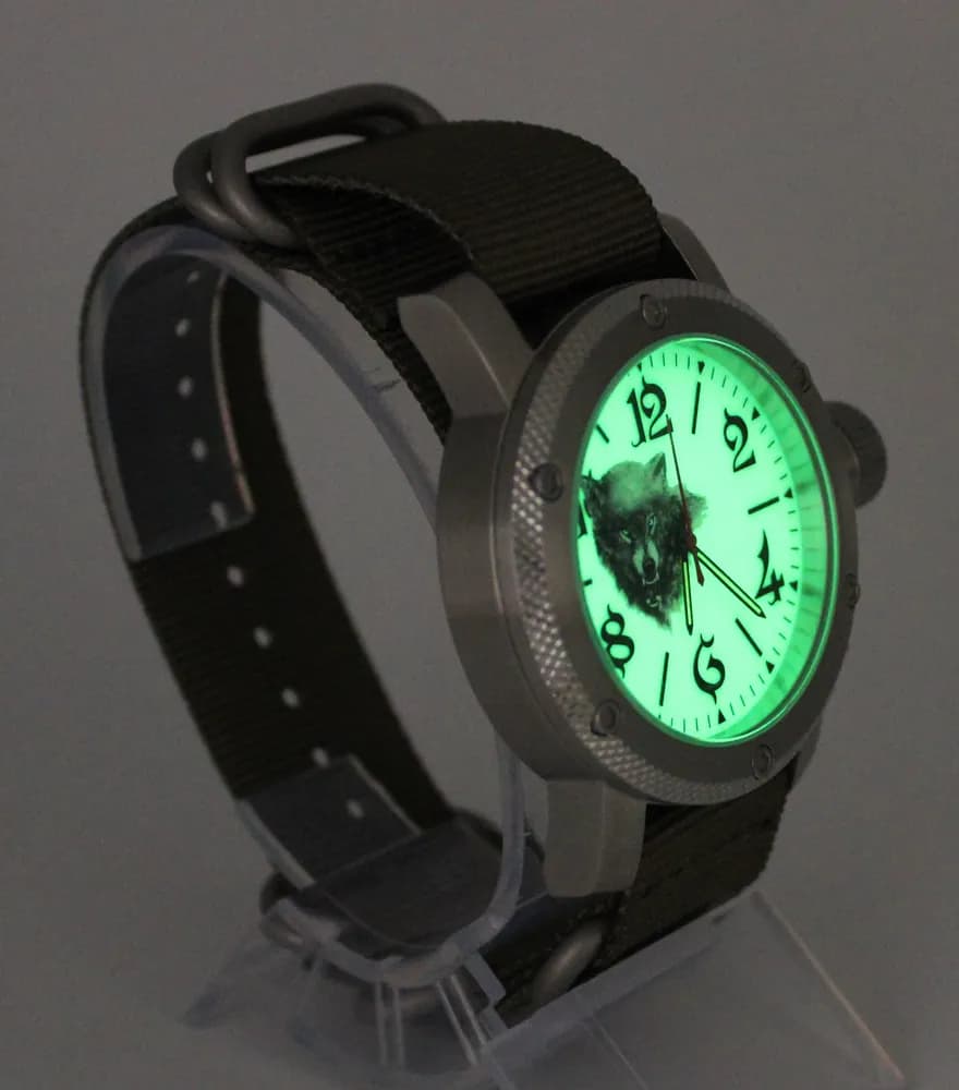 Часы Волк 305,21 механические, механизм Ракета 2609НА