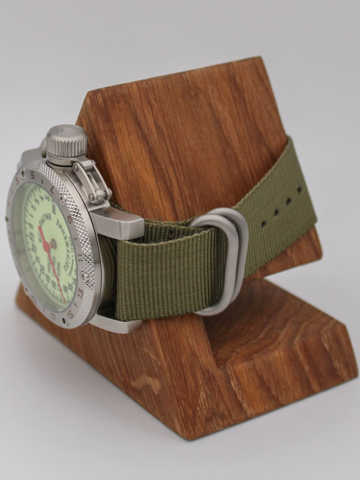 Часы Погружение / Всплытие однострелочные кварцевые (Ronda 515.24H) Q47.181.21