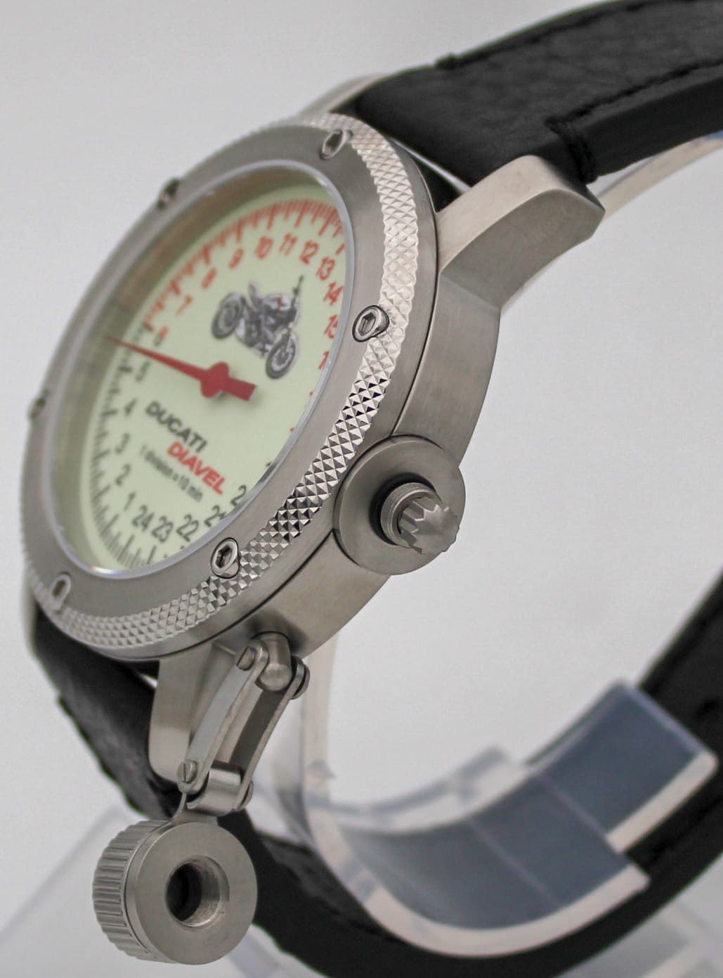 Часы DUCATI DIAVEL (мотоцикл) механизм Восток 2431.01