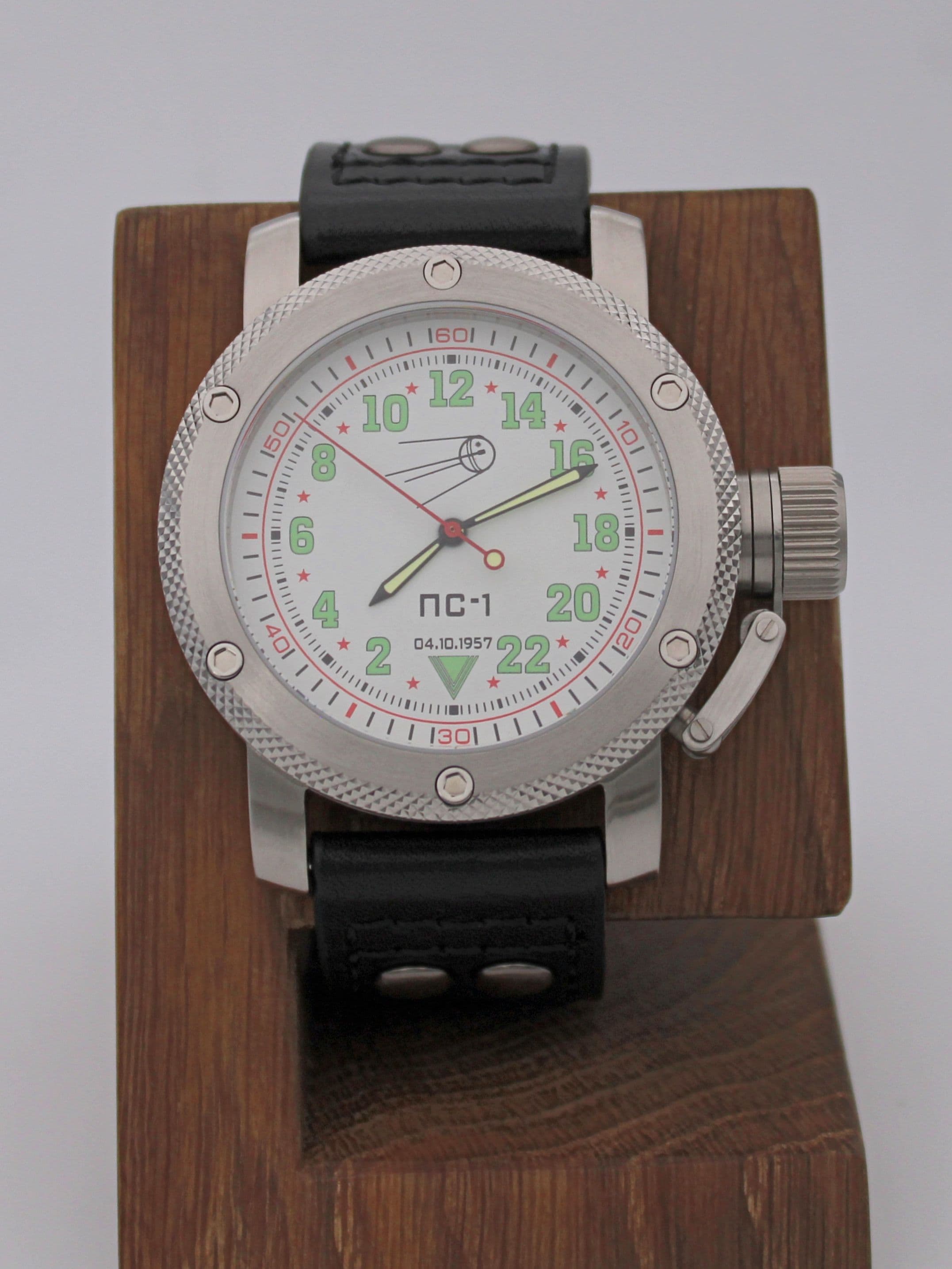 Часы "Простейший Спутник-1" механические с автоподзаводом (Восток 2431) 01.121.01