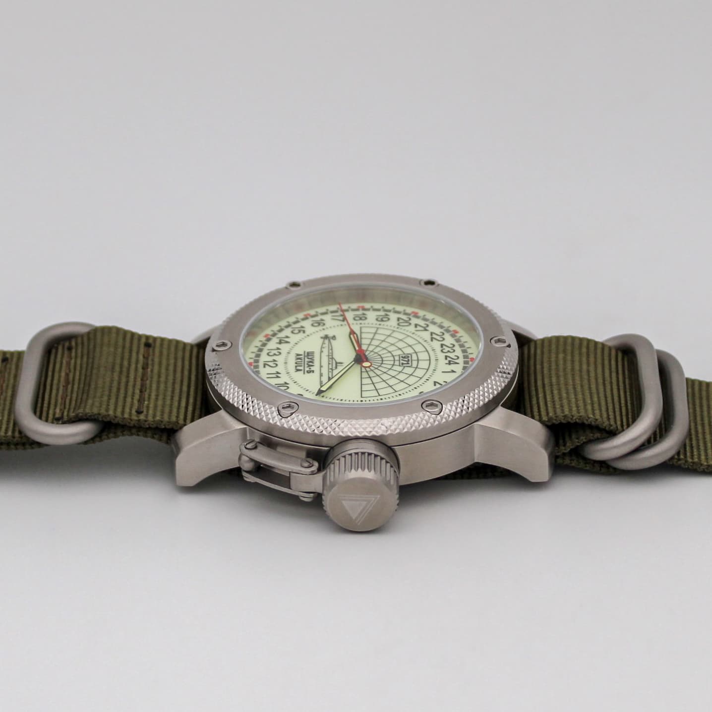 Часы 971 Щука-Б (Акула), механизм Восток 2415.01