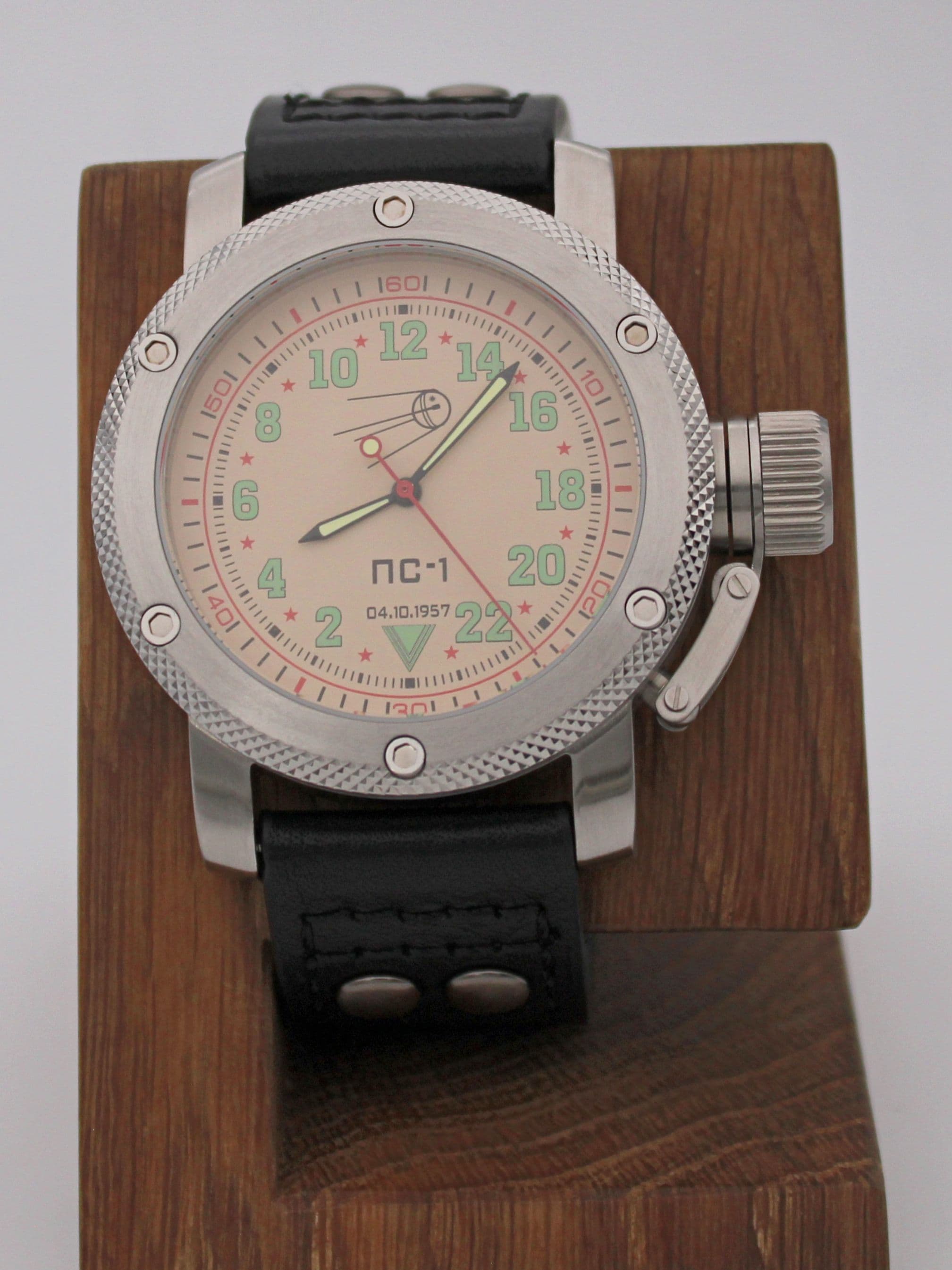 Часы "Простейший Спутник-1" механические с автоподзаводом (Восток 2431) 01.122.01