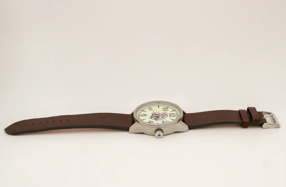 Часы наручные Тигр 21.315.02  механические,  механизм Ракета 2609