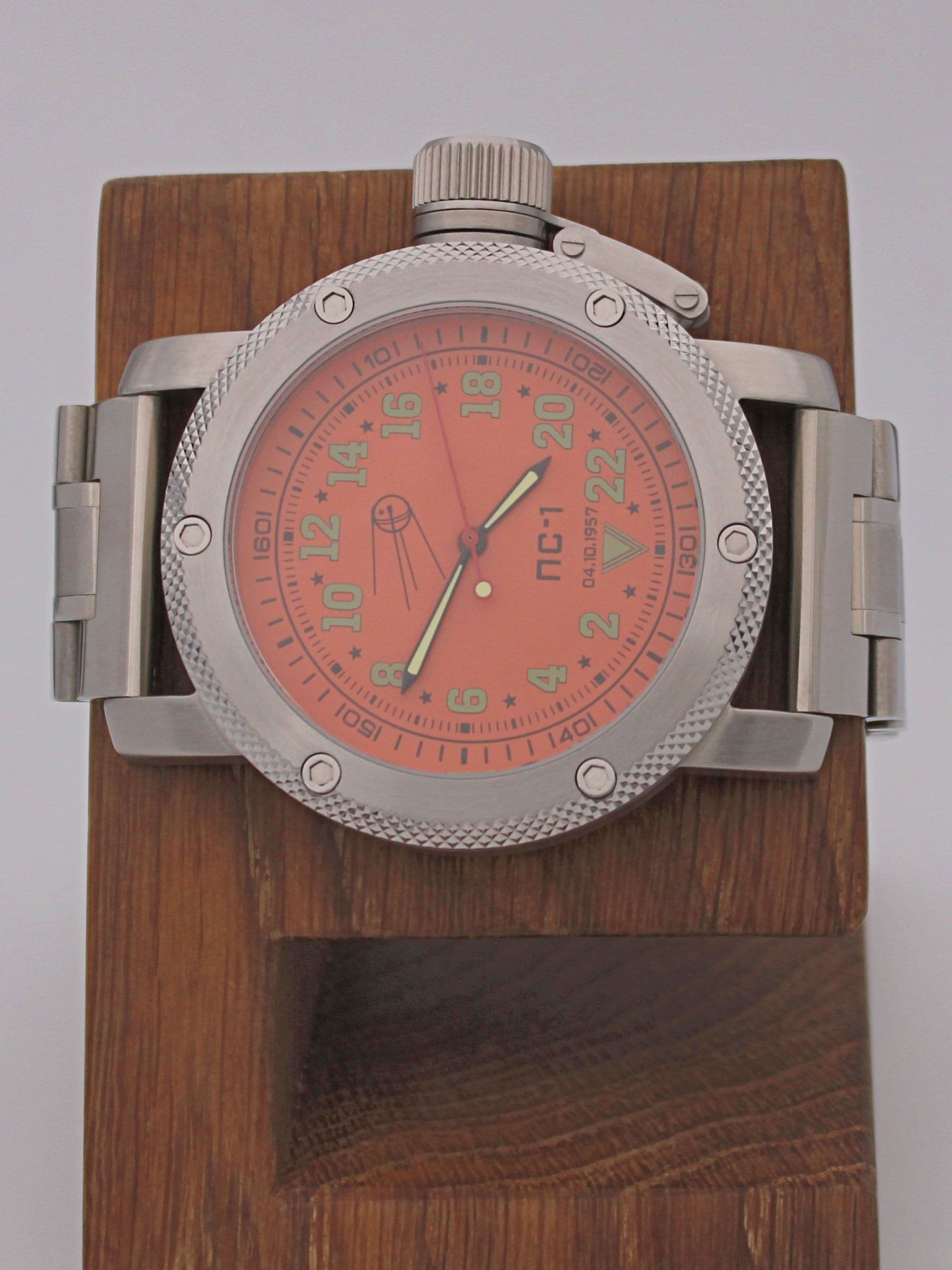 Часы "Простейший Спутник-1" механические с автоподзаводом (Восток 2431) 01.123.2