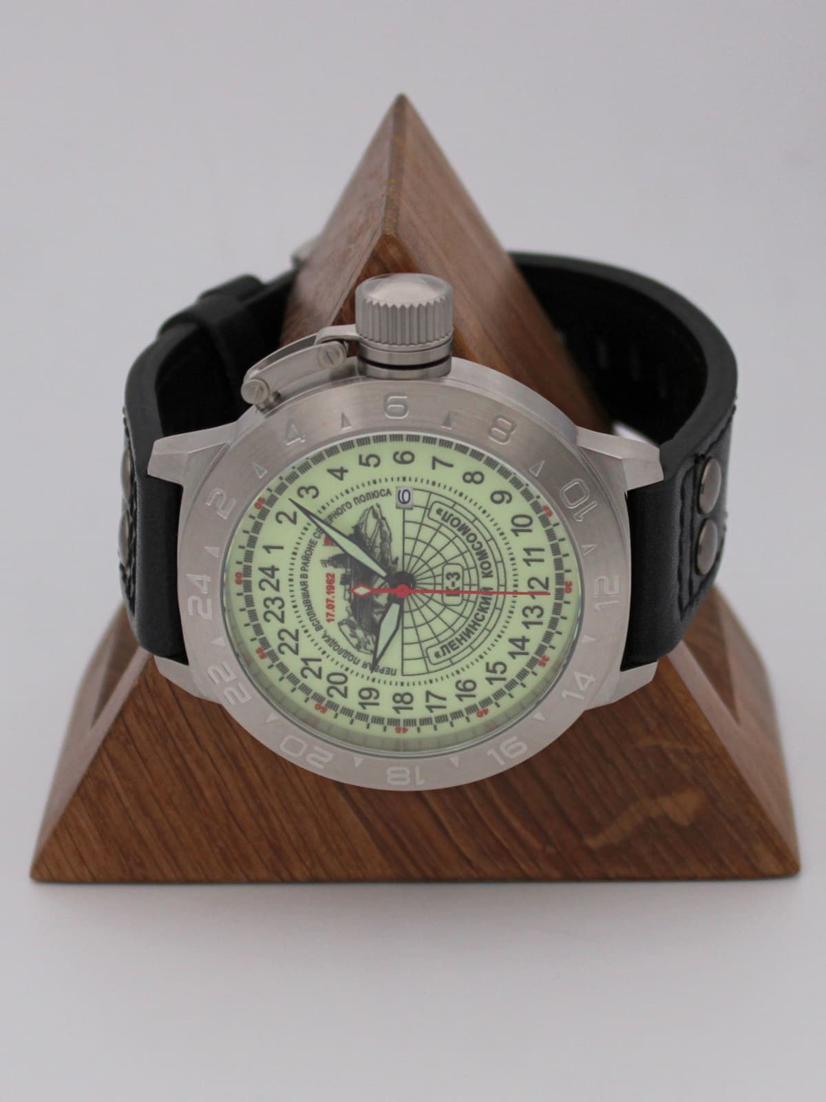 Часы К-3 "Ленинский комсомол" механические с автоподзаводом (Seiko NH34A) 52.150.01