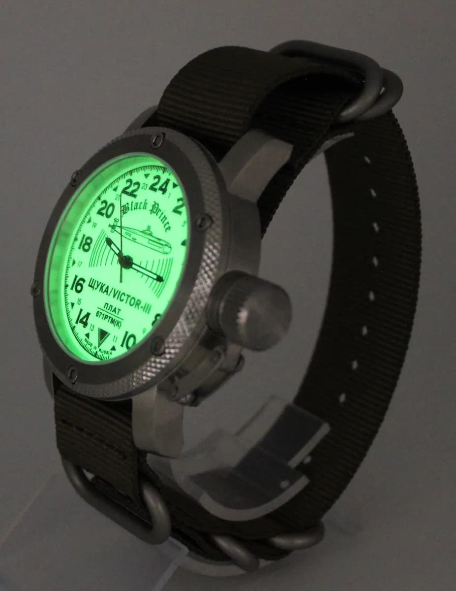 Часы наручные  671 / Щука (Black Prince) механические 066.21 механизм Ракета 2623 Н, противоударные