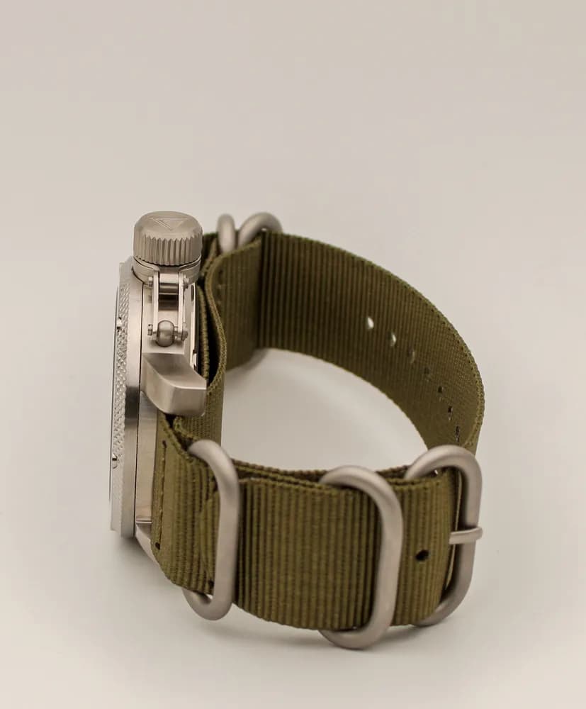 Часы "Простейший Спутник-1" 1124.21 механические с автоподзаводом (сапфировое стекло), механизм Восток 2431