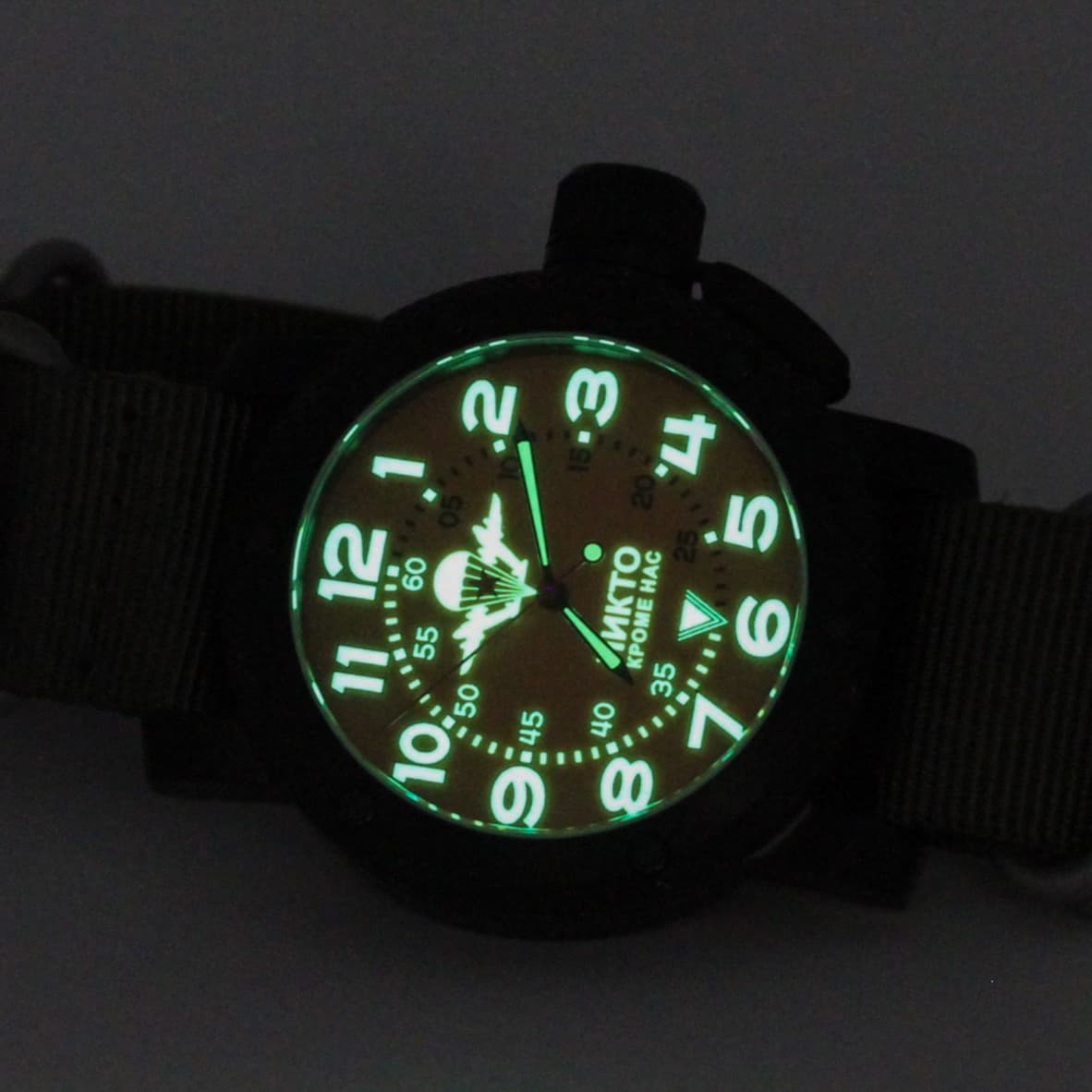 Часы  ВДВ (Купол) механизм Восток 2415.01