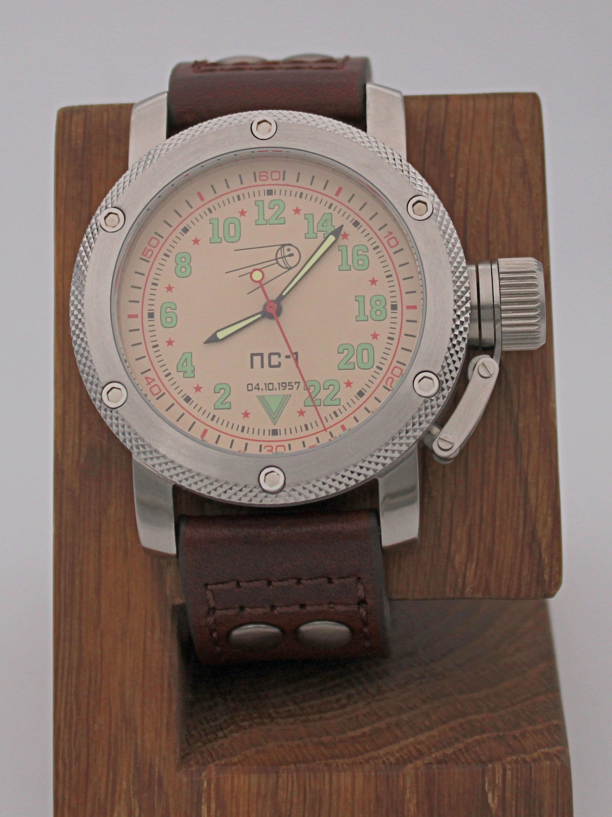 Часы "Простейший Спутник-1" механические с автоподзаводом (Восток 2431) 01.122.02