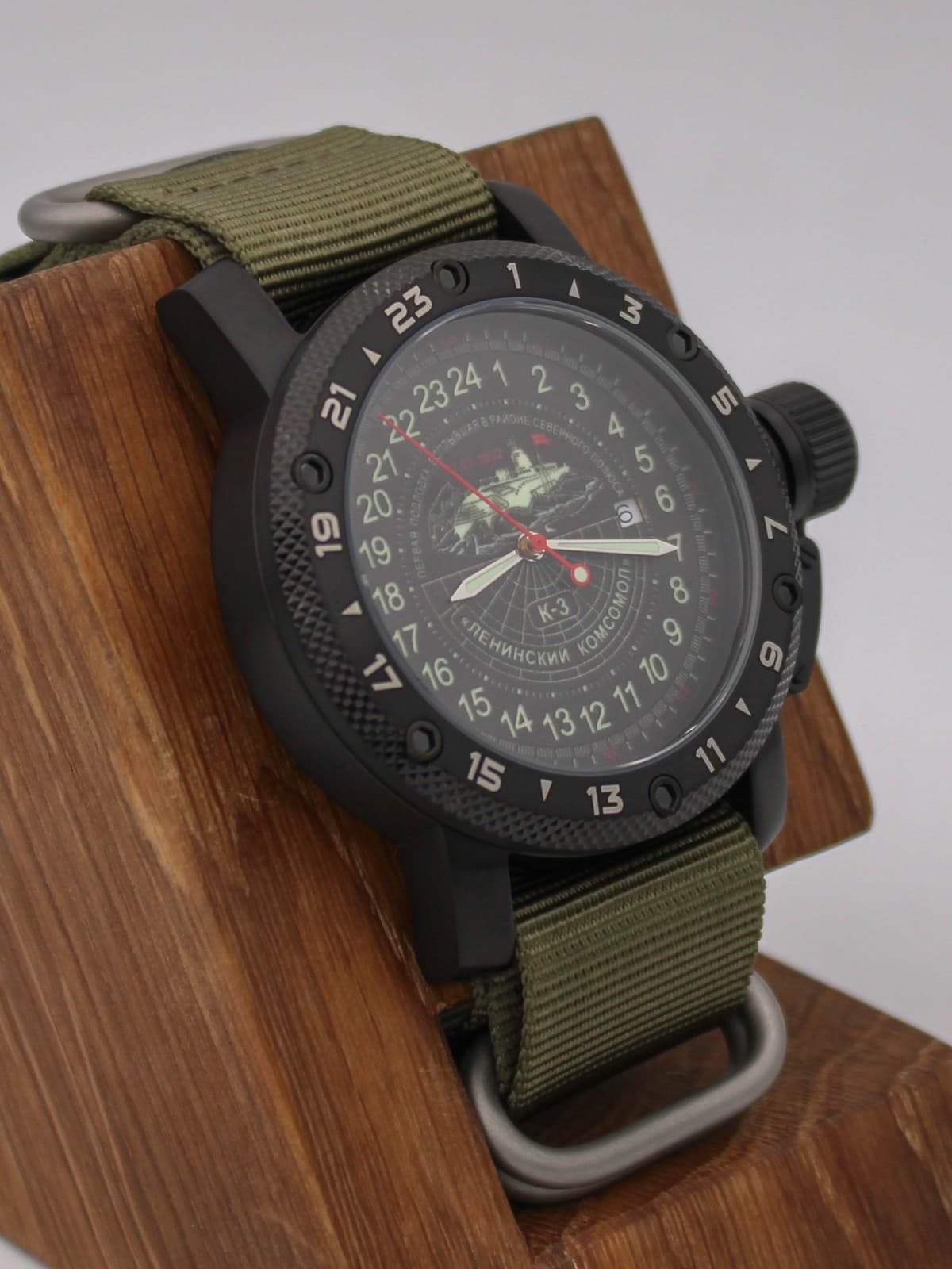 Часы К-3 "Ленинский комсомол" кварцевые (Ronda 515.24H) Q147.152.21