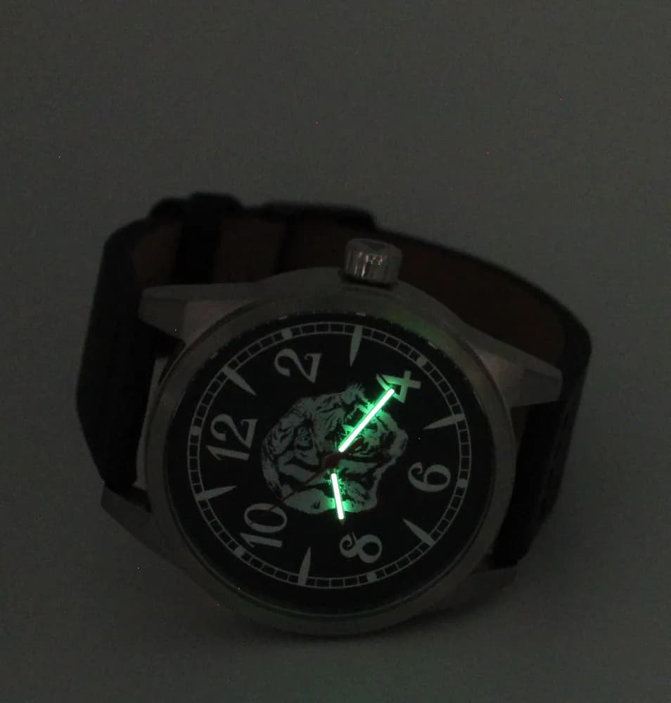 Часы наручные Тигр 21.310.01 механические,  механизм Ракета 2609