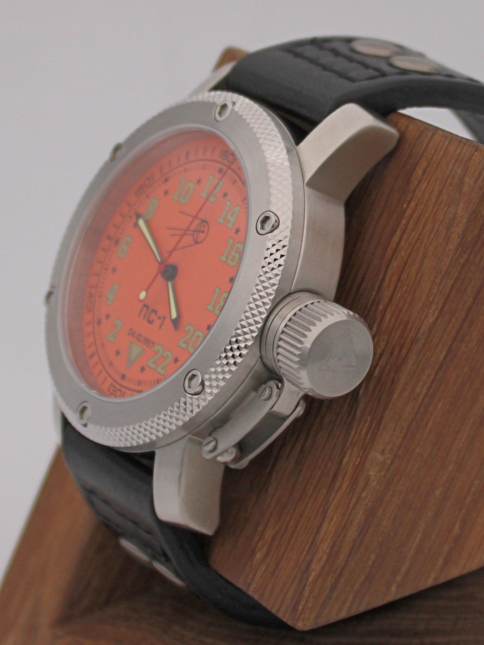 Часы "Простейший Спутник-1" механические с автоподзаводом (Восток 2431) 01.123.01