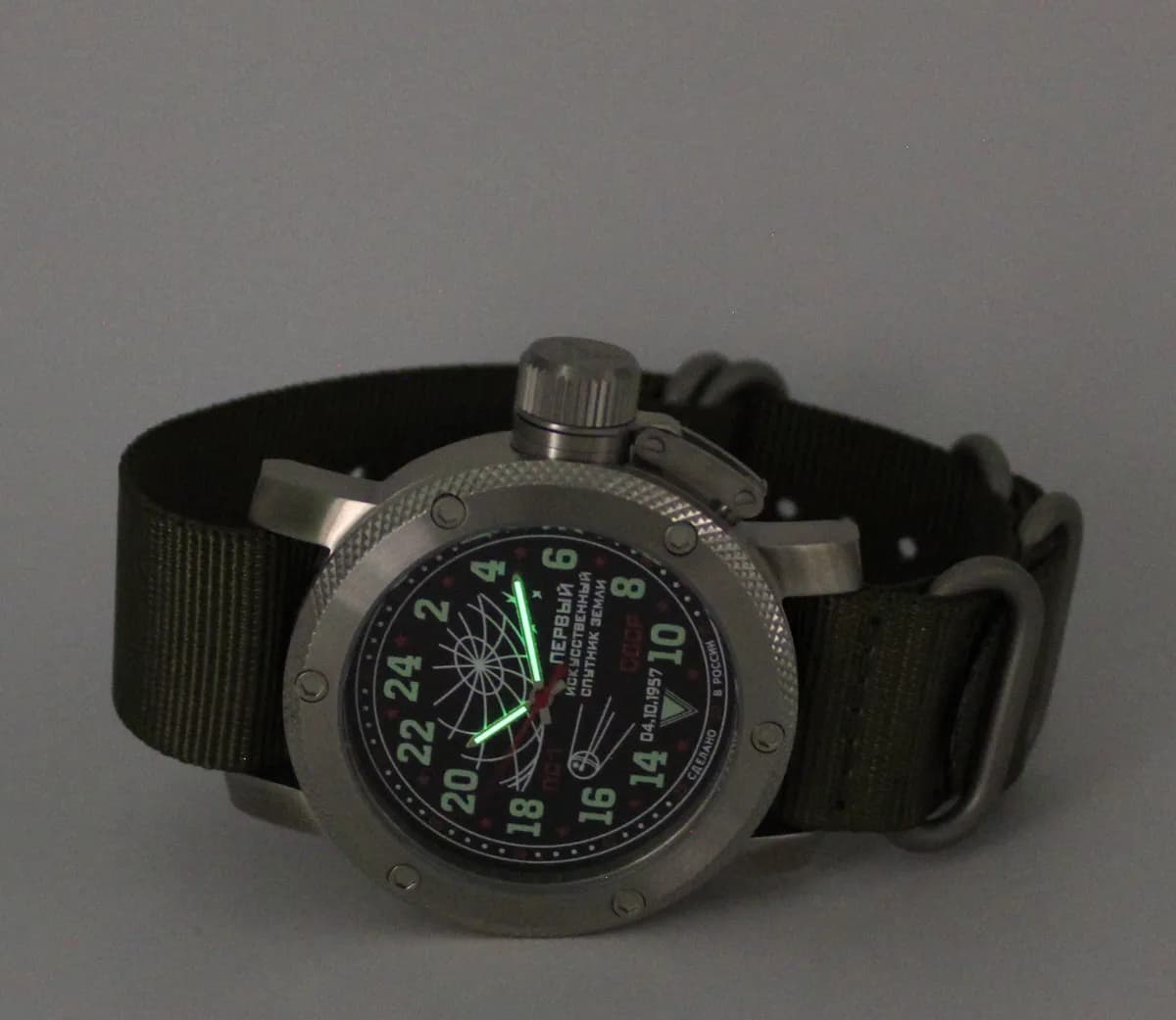 Часы "Простейший Спутник-1" механические 125.21