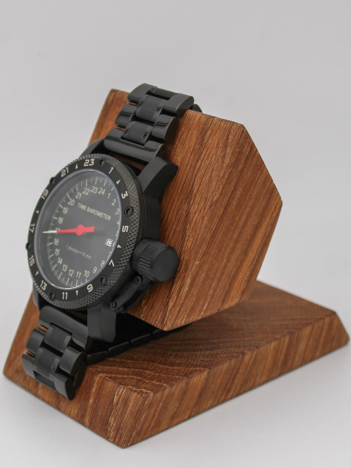 Часы Time Barometer однострелочные кварцевые (Ronda 515.24H) 147.601.1