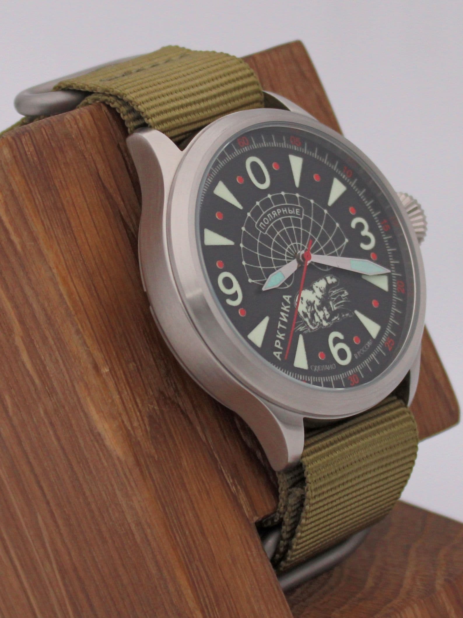 Часы Полярные "Арктика" механические (Восток 2409) 11.521.21