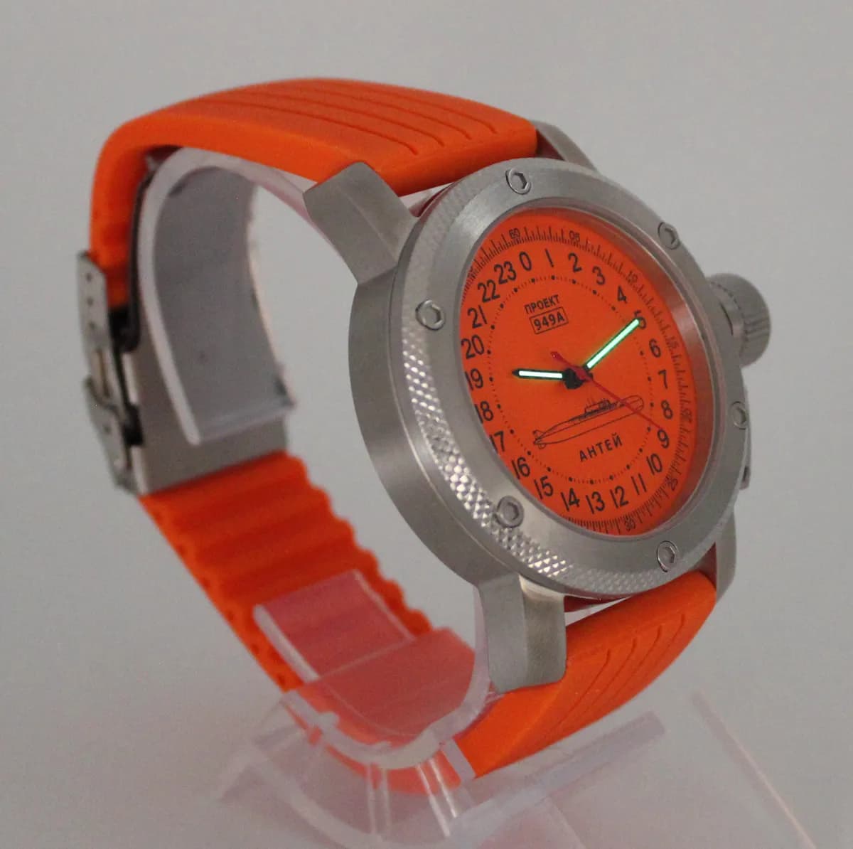 Часы  949А / Антей (Oscar-II) механические 048.15,  механизм Ракета 2623 Н
