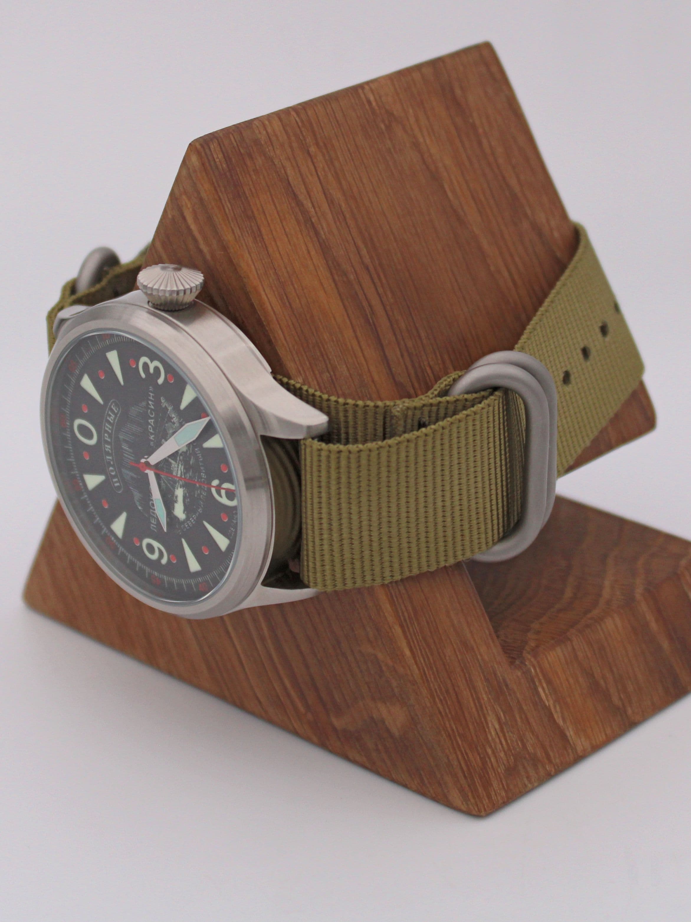 Часы Полярные "Ледокол Красин" механические (Восток 2409) 11.541.21