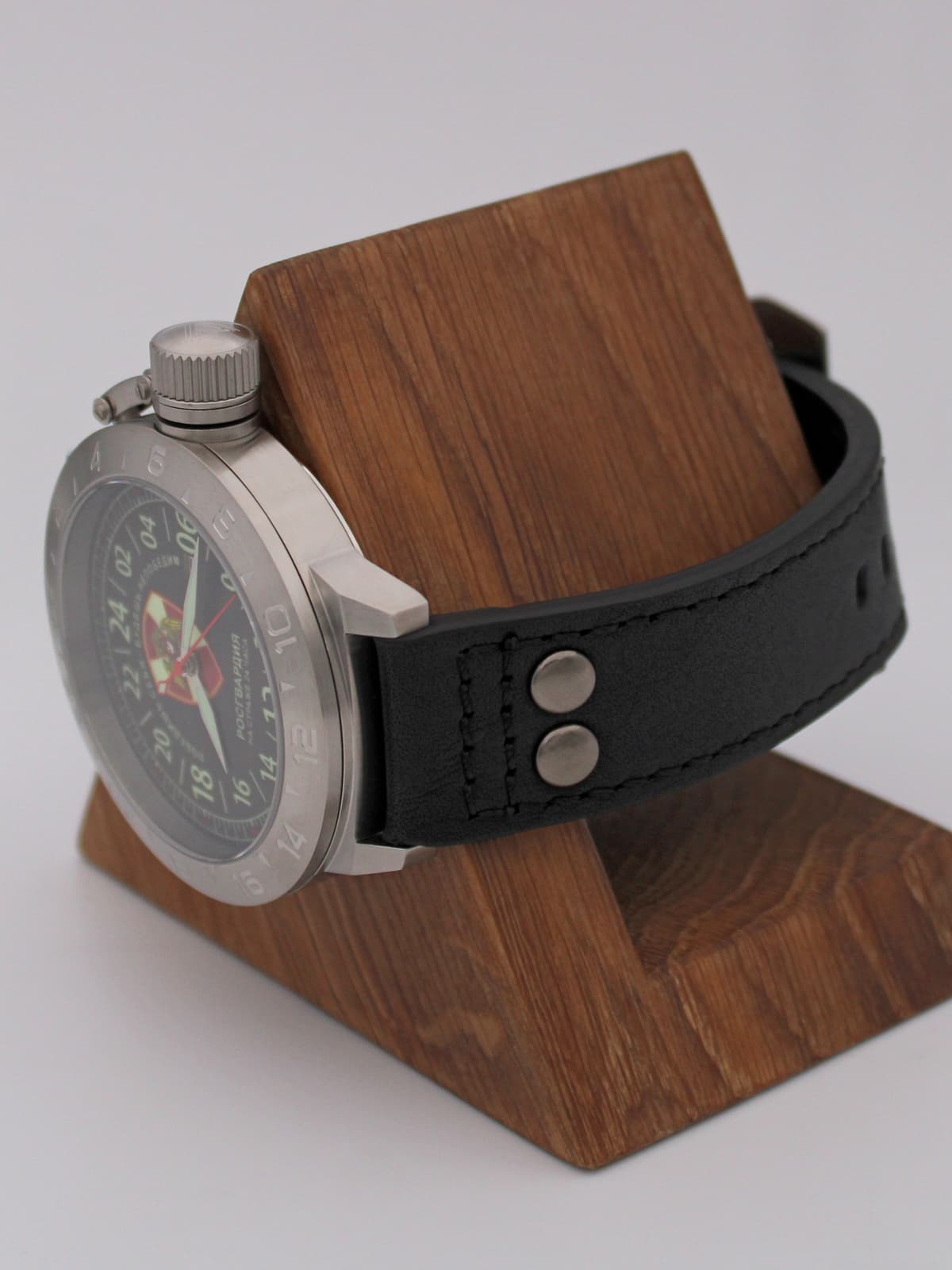 Часы Росгвардия кварцевые (Ronda 515.24H) Q52.164.01