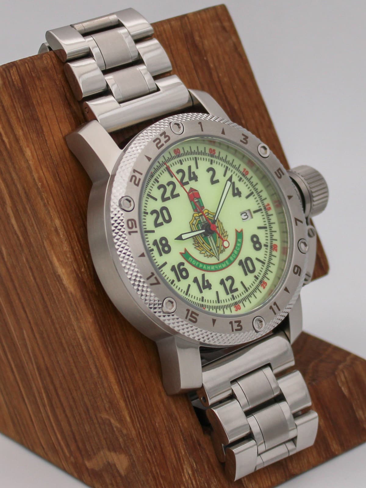 Часы Погранвойска кварцевые (Ronda 515.24H) Q47.173.2