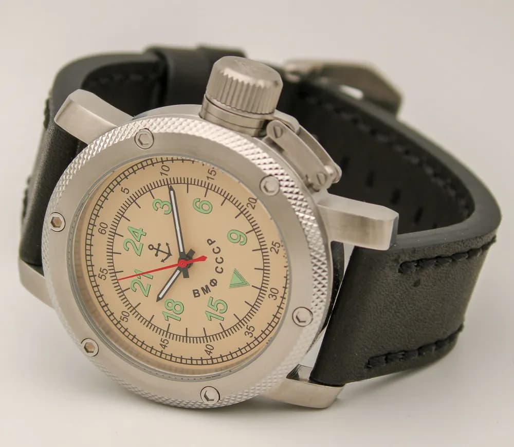 Часы ВМФ СССР механические 012.01 механизм Ракета 2623