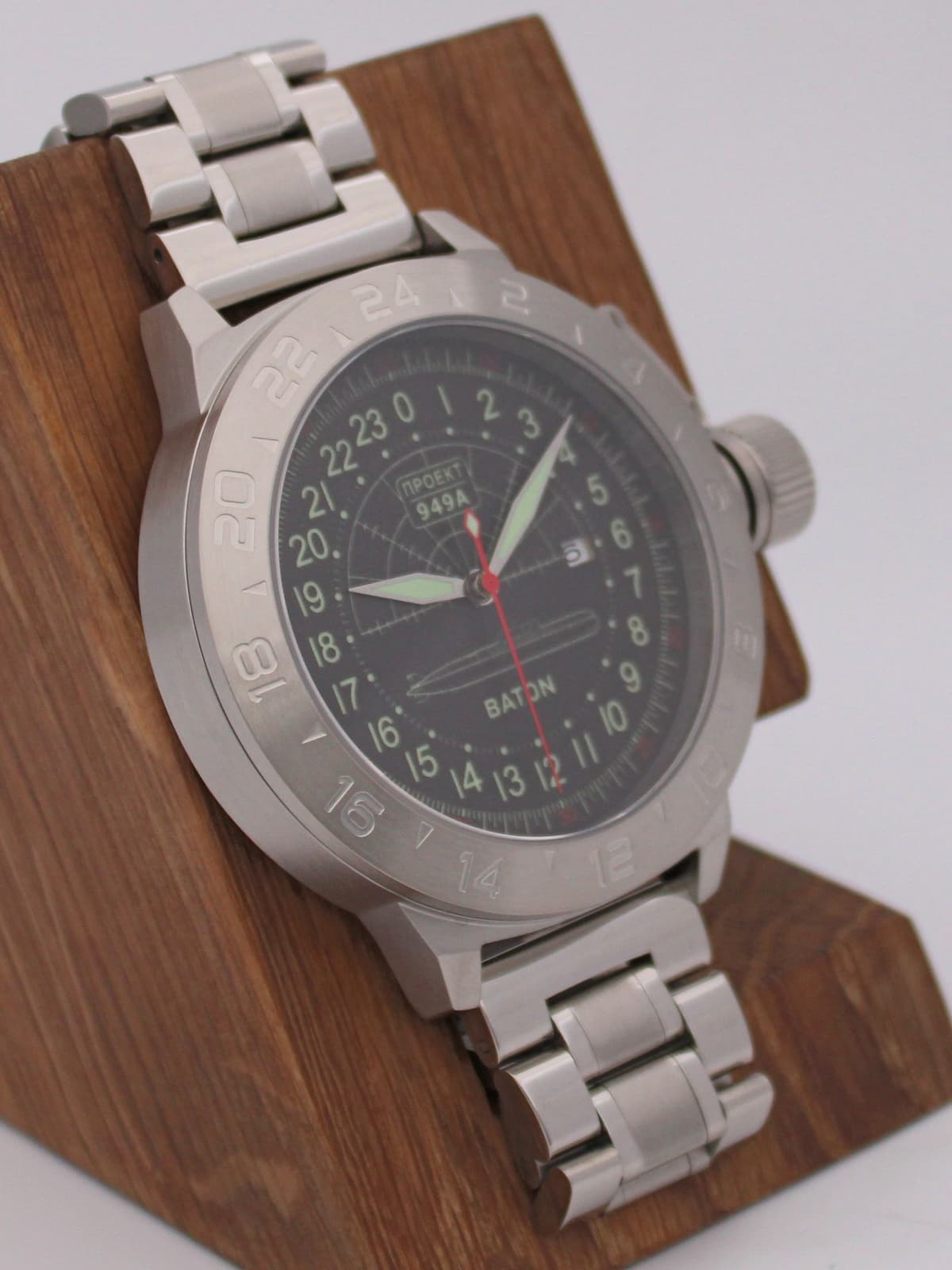 Часы 949А / Baton кварцевые (Ronda 515.24H) Q52.047.2