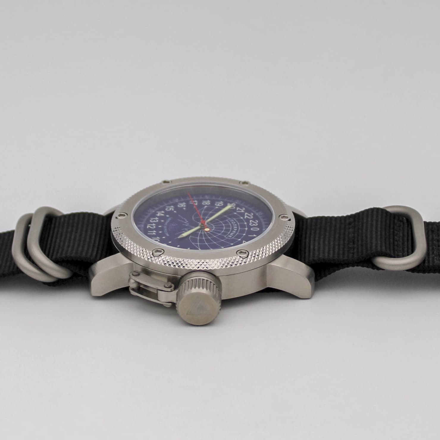 Часы Полярные (медведь) механизм Восток 2431.01