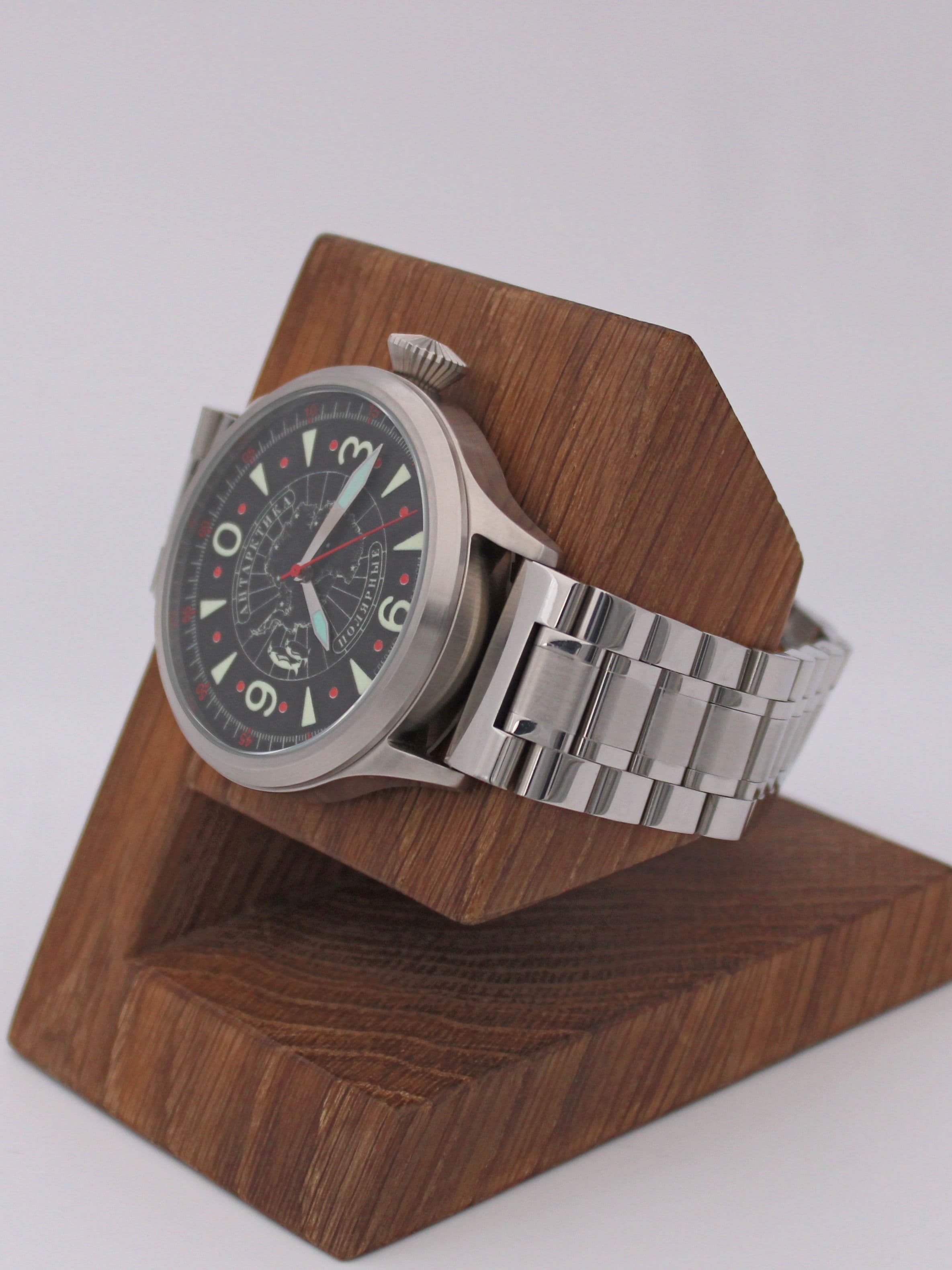 Часы Полярные "Антарктика" механические (Восток 2409) 11.531.2