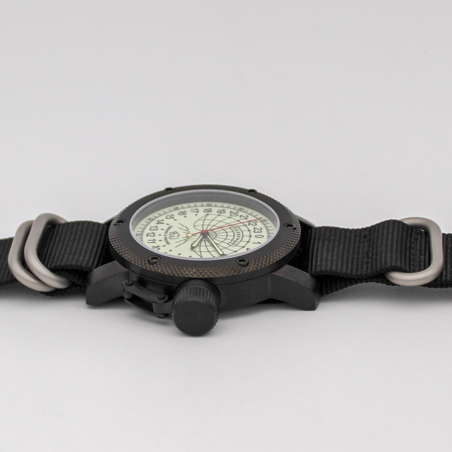 Часы Полярные (медведь) механизм Восток 2431.01