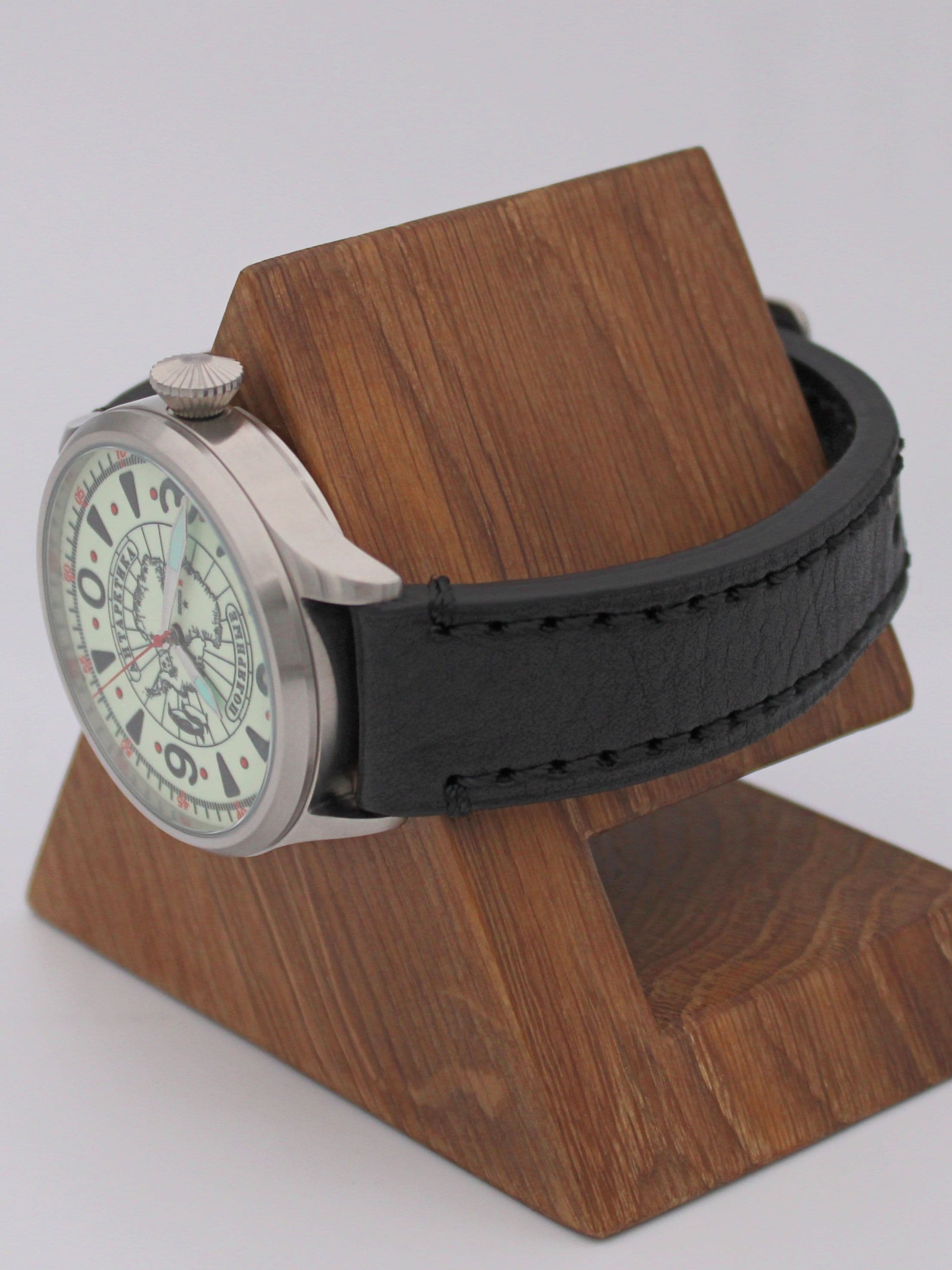 Часы Полярные "Антарктика" механические (Восток 2409) 11.530.01