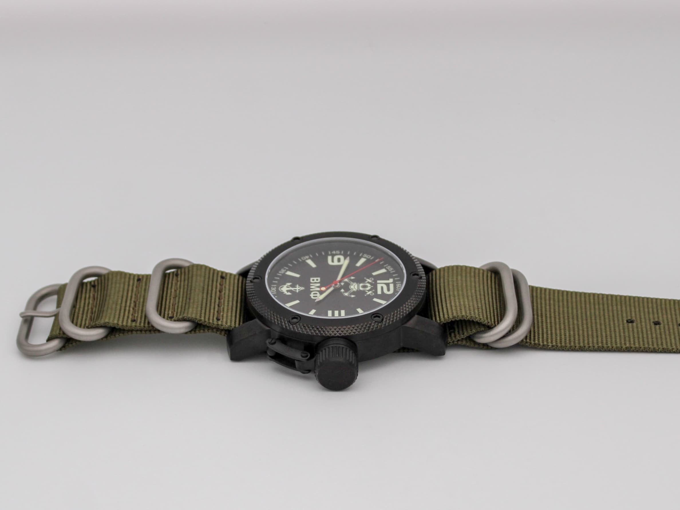 Часы ВМФ(с якорем) механизм Восток 2415.01