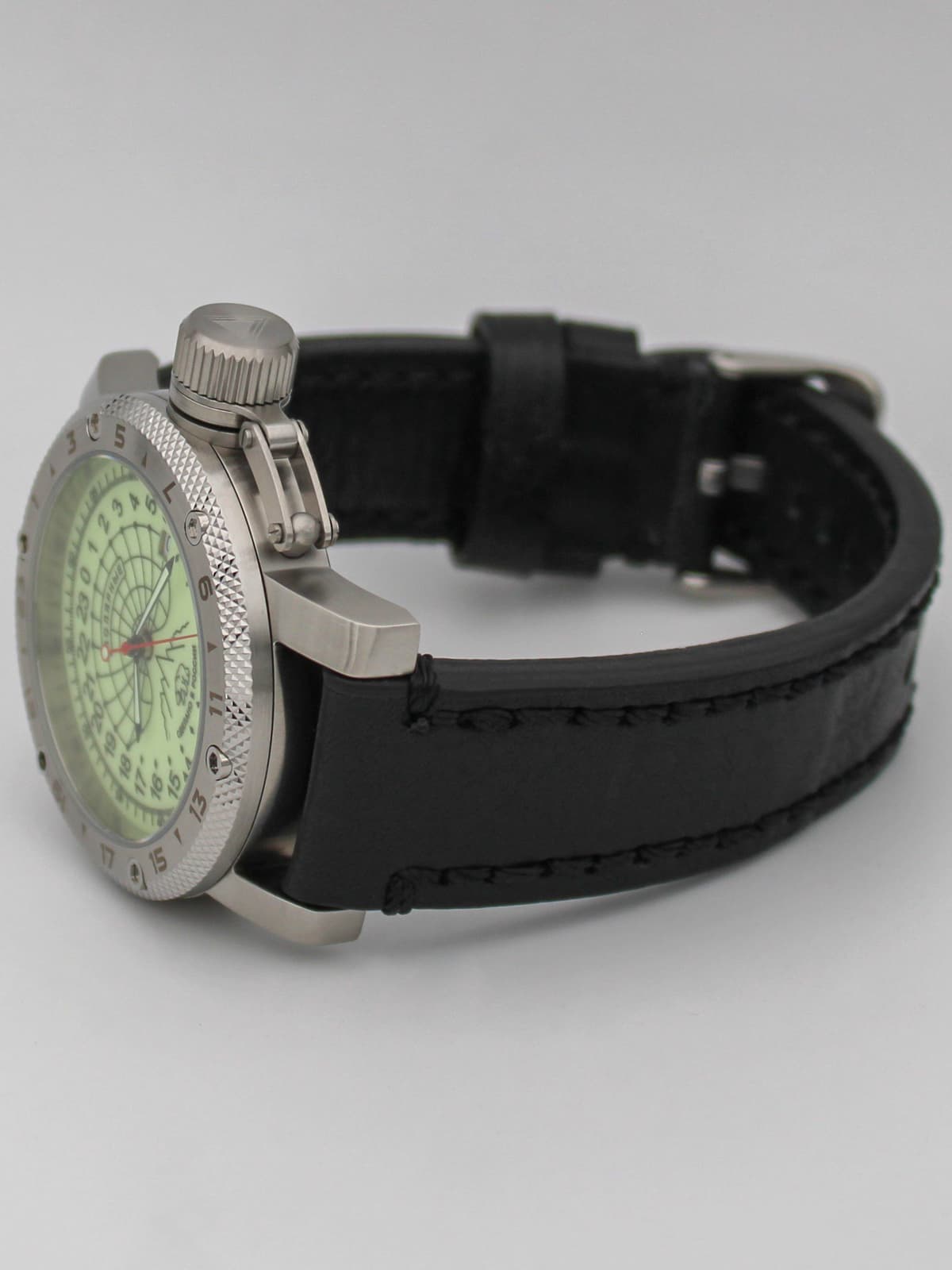 Часы Полярные кварцевые (Ronda 515.24H) Q47.131.01