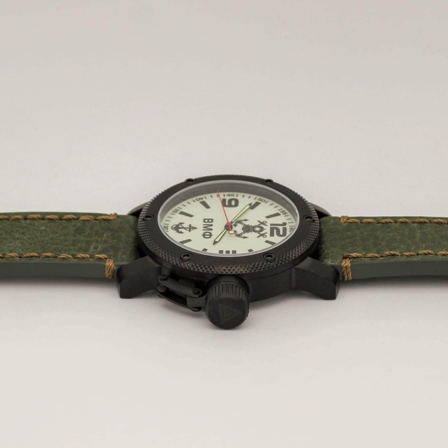 Часы ВМФ(с якорем) механизм Восток 2415.01