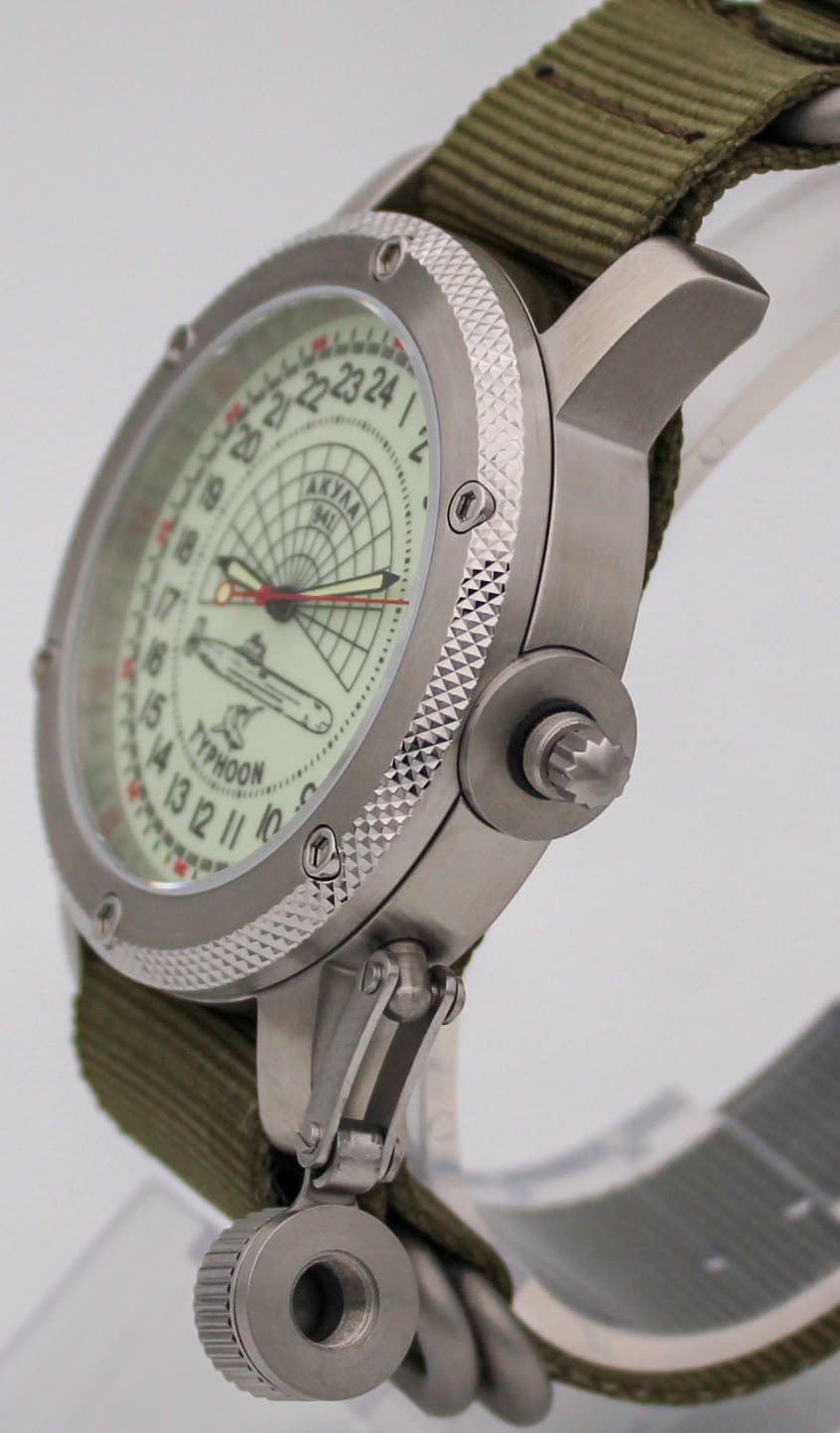 Часы 941 / Акула (Typhoon) механизм Восток 2431