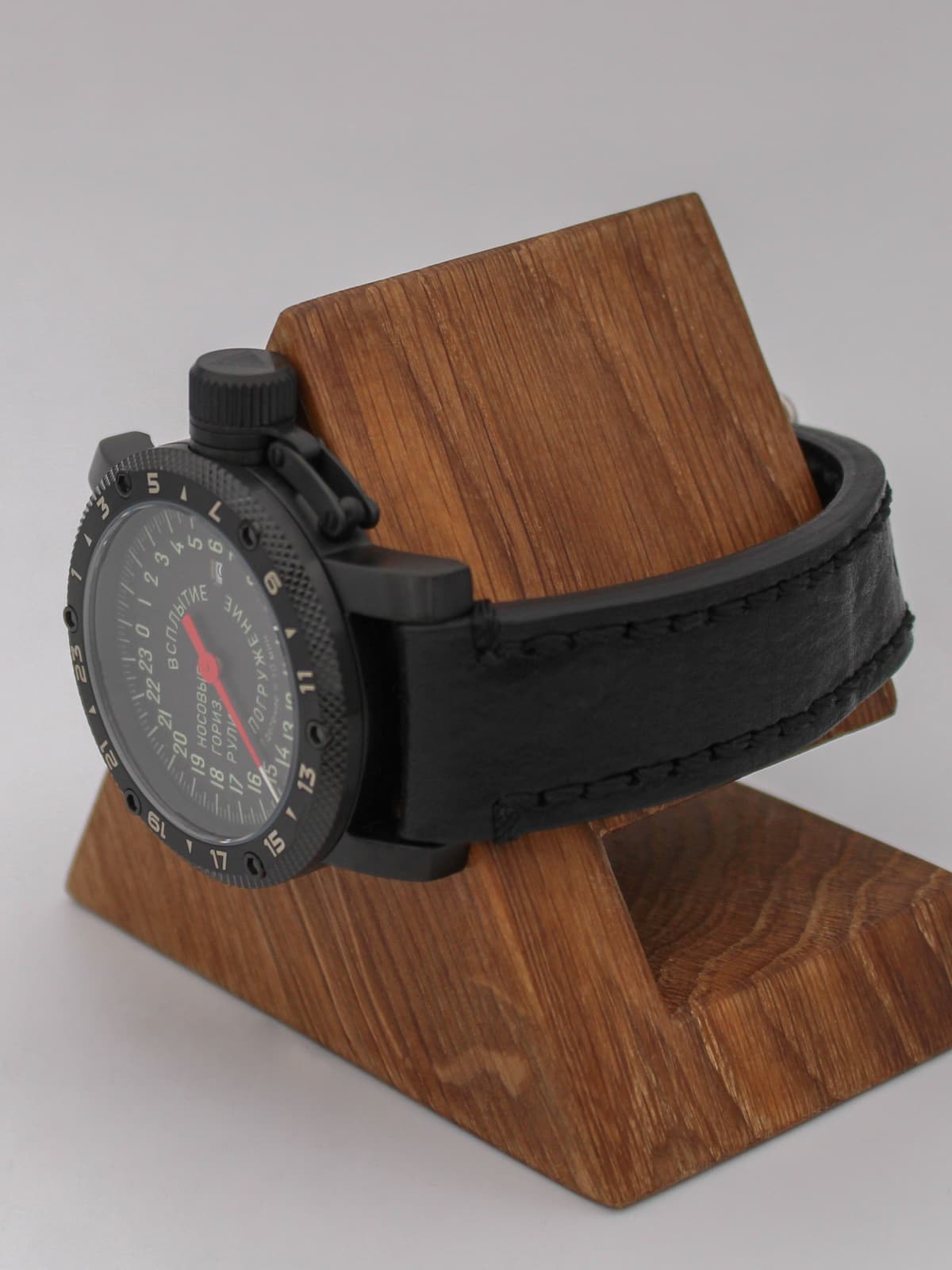 Часы Погружение / Всплытие однострелочные кварцевые (Ronda 515.24H) Q147.182.01