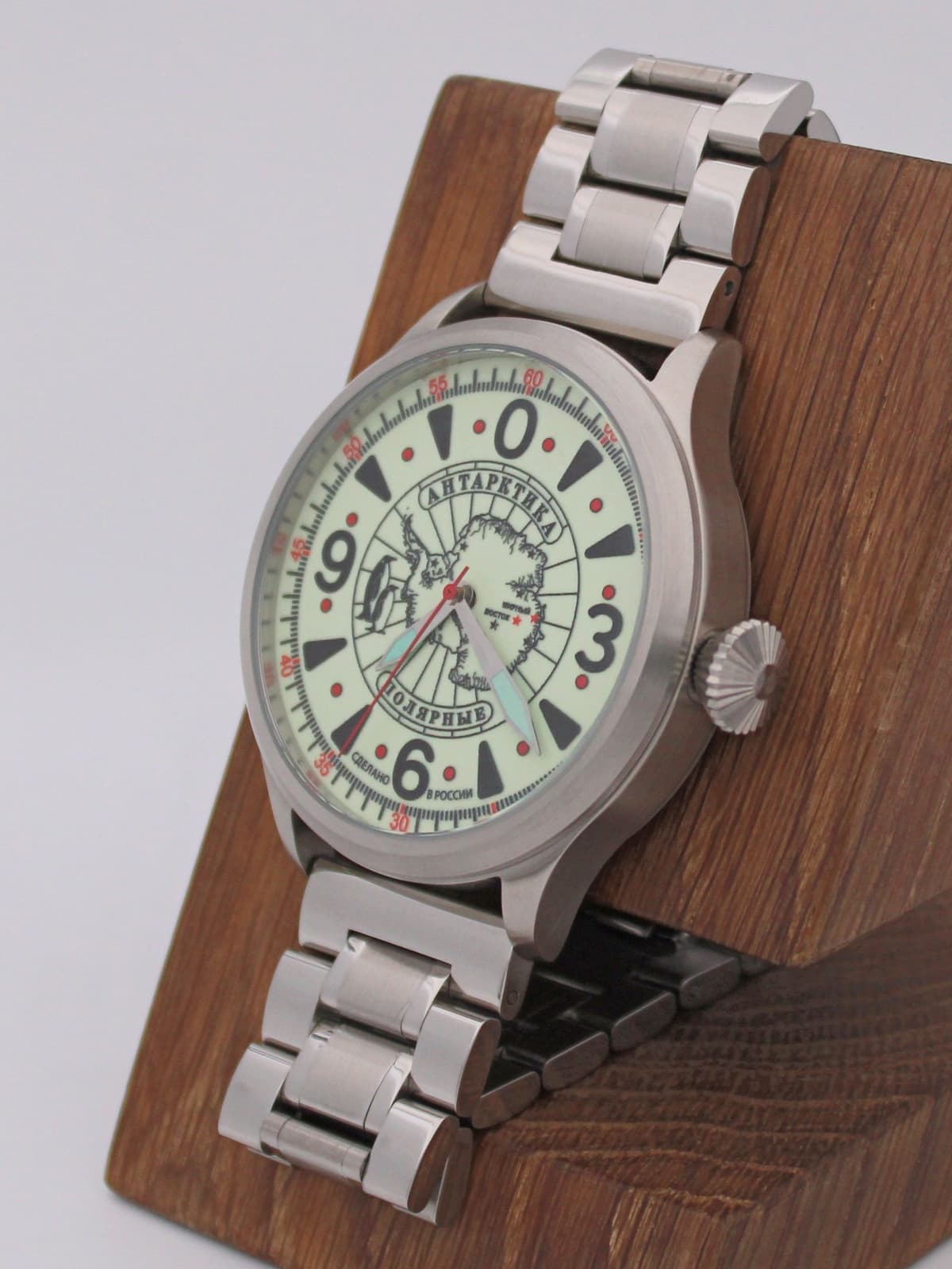 Часы Полярные "Антарктика" механические (Восток 2409) 11.530.2