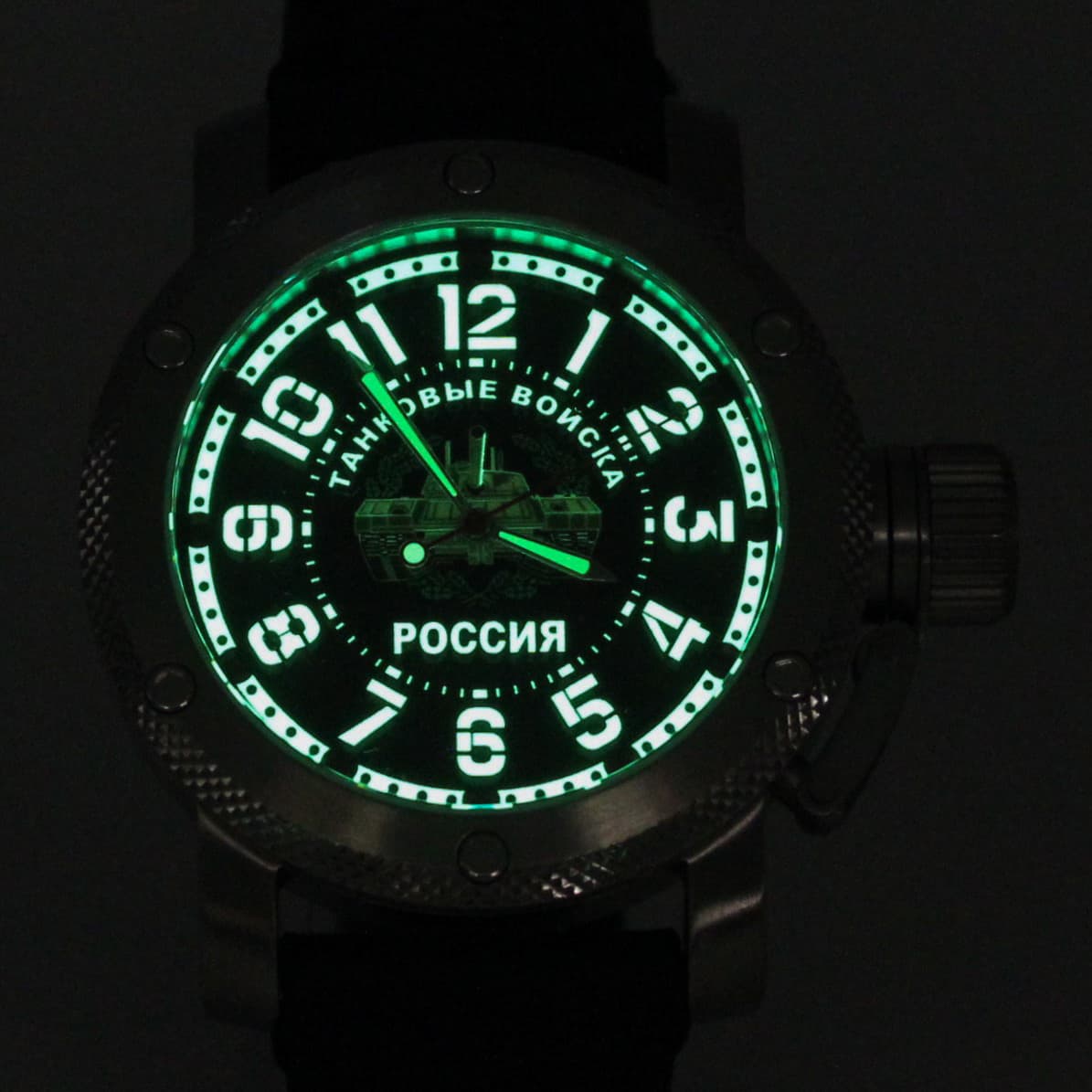 Часы Танковые войска РОССИЯ, механизм Восток 2415.01