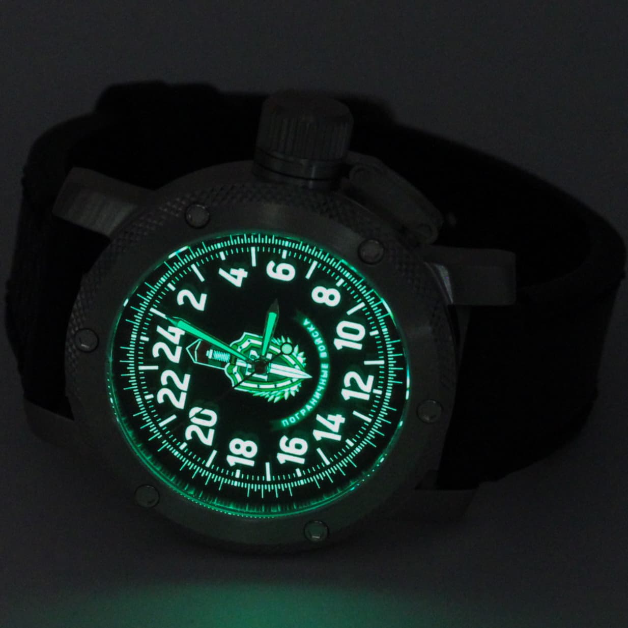 Часы Пограничные войска, механизм Восток 2431.01